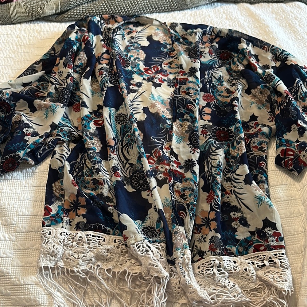 Rachael & Chloe swimsuit coverup size small!